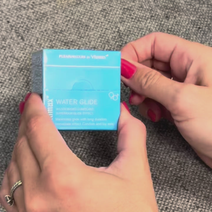 video of unboxing viamax water glide sashet 2ml